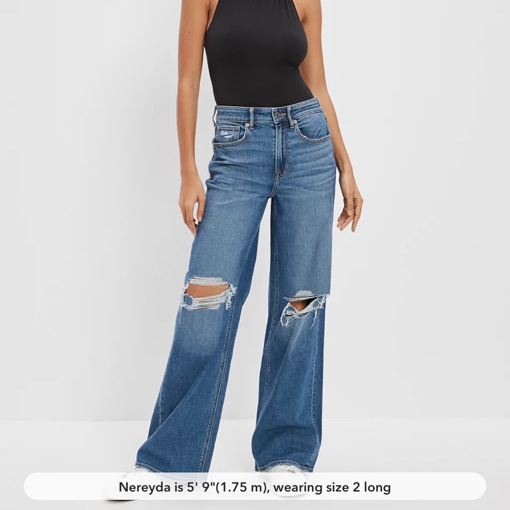 High waisted baggy jeans